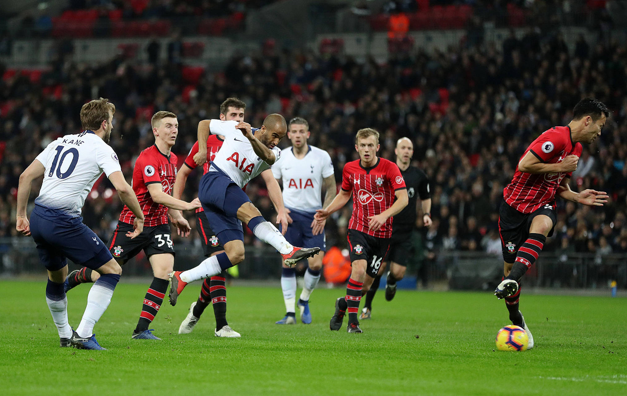 成为全场比 成为全场比